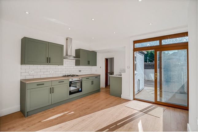 60, Poplar Road, Cleethorpes photo 4