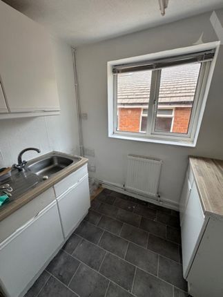 53 Lock Drive, Birmingham photo 3