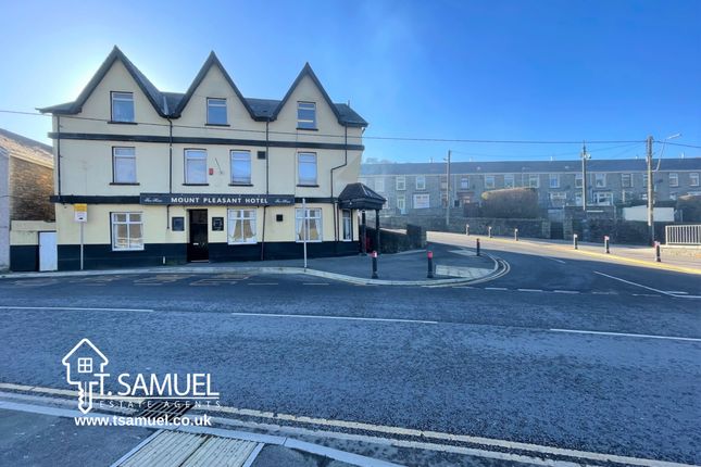 Studio house on Penrhiwceiber Road, Mountain Ash, £300,000