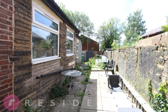 14, St James Terrace, Heywood photo 4