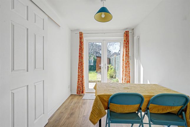 9, Overdale Close, Nottingham photo 3