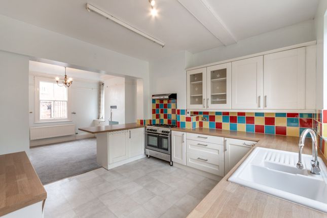 13 Alma Road, Retford photo 3