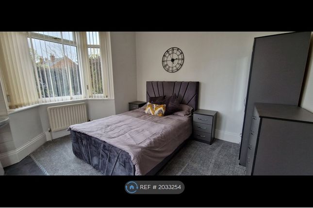Thumbnail Room to rent in Elmfield Road, Doncaster
