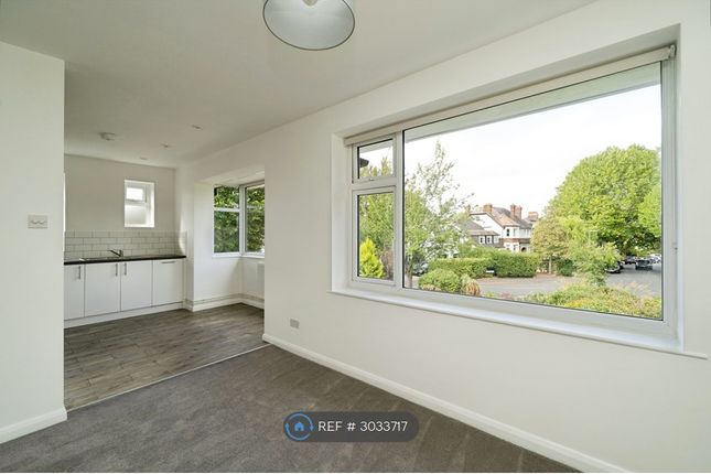 Gordon Road, Claygate photo 4