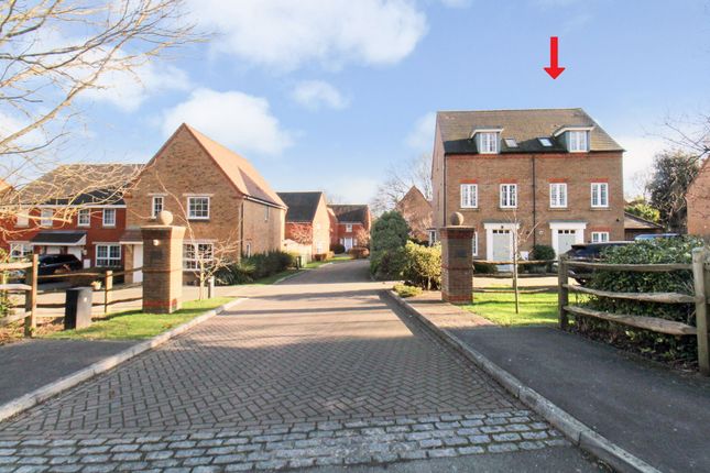 Town house for sale in Danube Drive, Swanwick