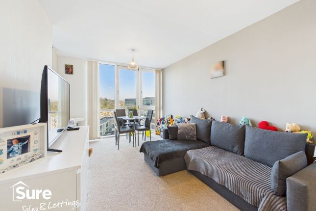46 K D Tower, Cotterells, Hemel Hempstead photo 4