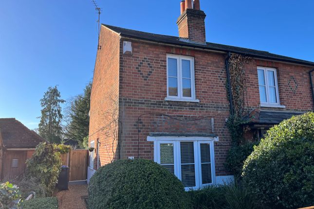 Cottage for sale in Brox Road, Chertsey