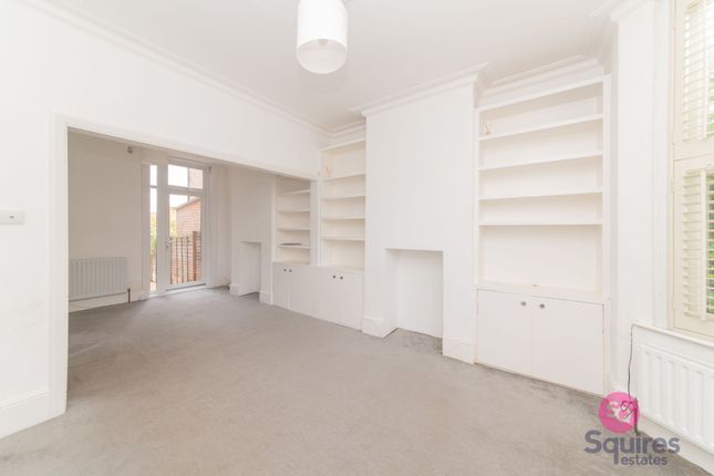 47 Squires Lane, London photo 3