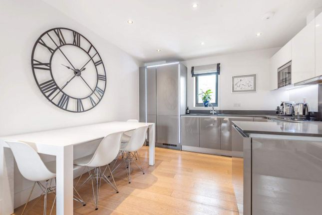 Flat for sale in Shorrolds Road, London