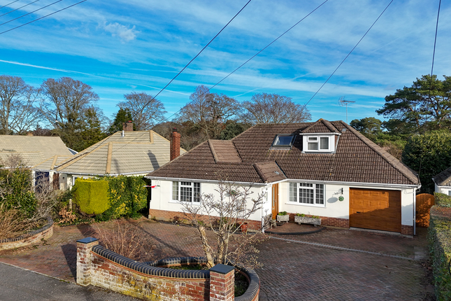Thumbnail Detached house for sale in Smugglers Lane North, Highcliffe
