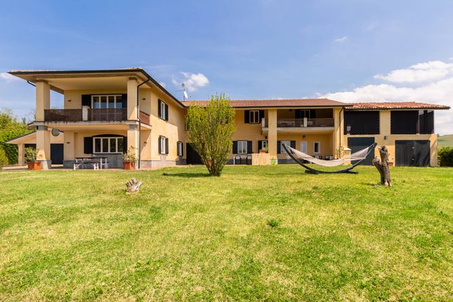 Thumbnail Country house for sale in Borgata Perticali, Clavesana, Piemonte