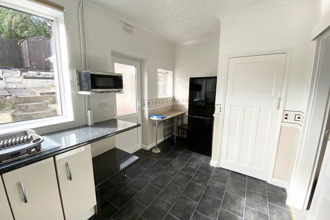 10, Leicester photo 2