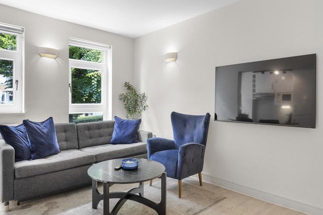 11 Bron Court, Brondesbury Road , London, London photo 3