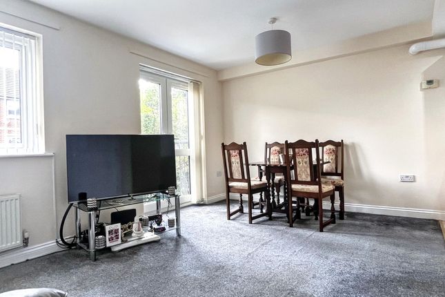 Flat 5, 10 Appleshaw Close, Knaresborough photo 2