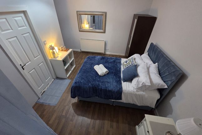 36 Mauldeth Road, Manchester photo 5