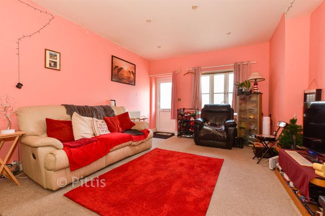 1, Albion Road, Sandown photo 3