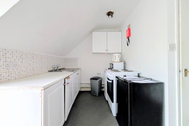 Flat 5, 22, Rowlands Road, Worthing photo 4