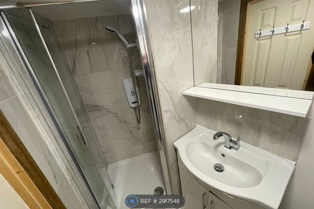 Cranbrook Drive, Luton photo 3