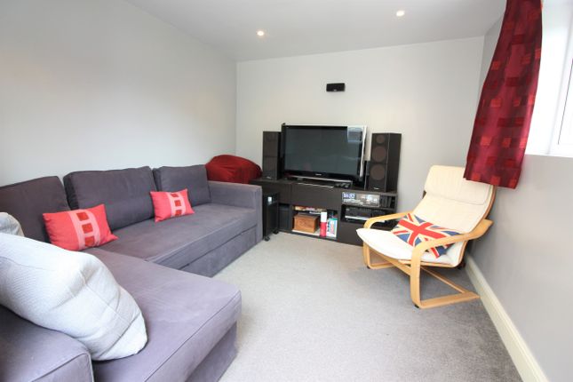 Office Shower Room For Rent In Kent Office Shower Room For Rent In Kent