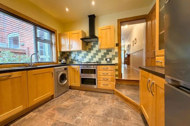94 Harrowby Road, Grantham photo 3