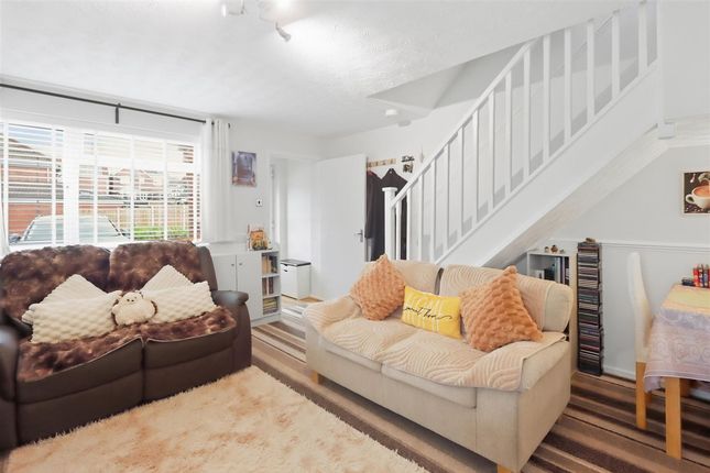 2 Markham Rise, Chesterfield photo 4