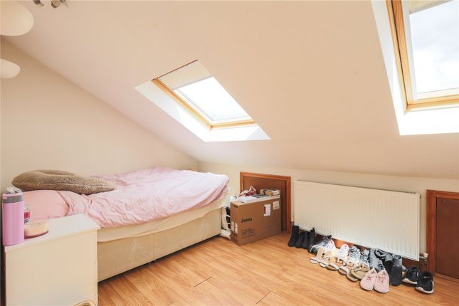 Terraced house to rent in Rossiter Road, Balham, London