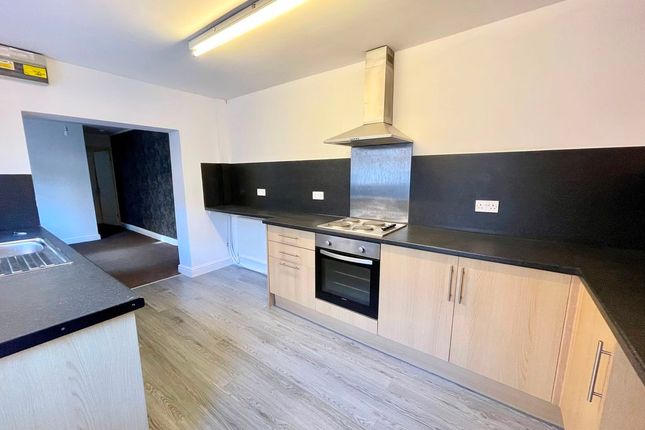 4a, Corporation Road, Grimsby photo 2