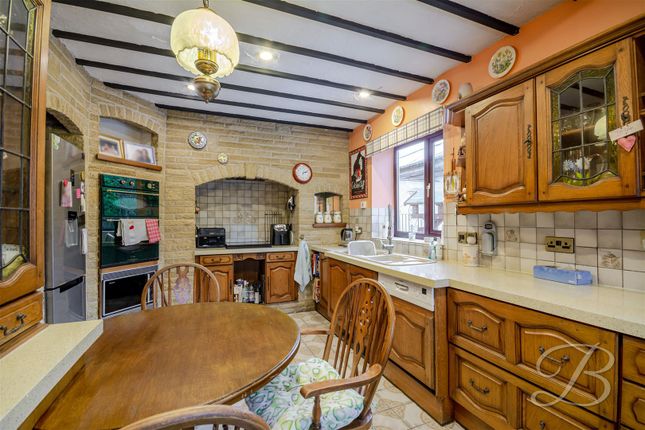 282, Eakring Road, Mansfield photo 2