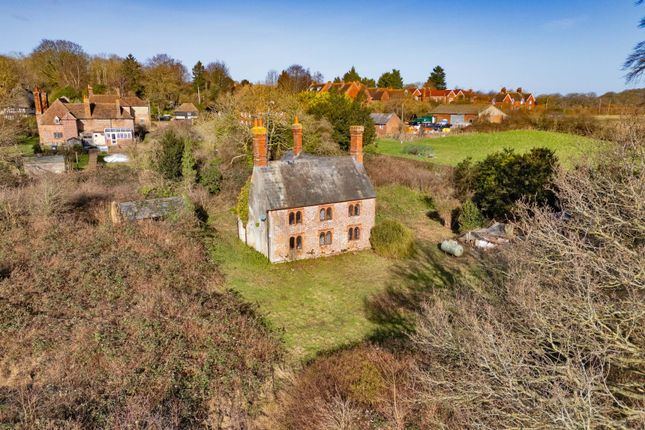 3-bed house on Park Cottage, Canterbury, £395,000
