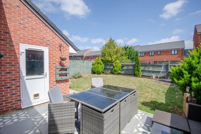 23, Bluebell Way, Bristol photo 2
