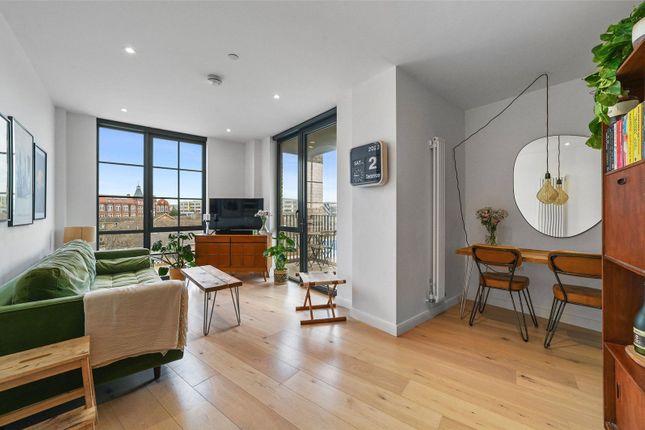 1-bed flat on 10, Hatch Building, London, £450,000
