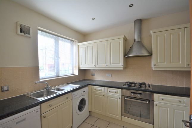 6 Great Oak Drive, ALTRINCHAM photo 5