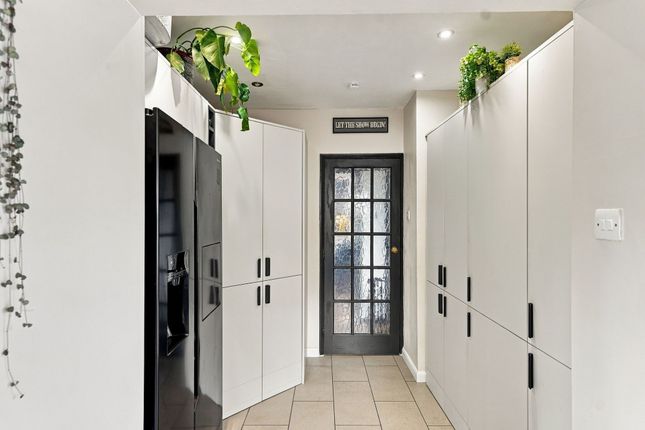 Petrona, Heathfield photo 4