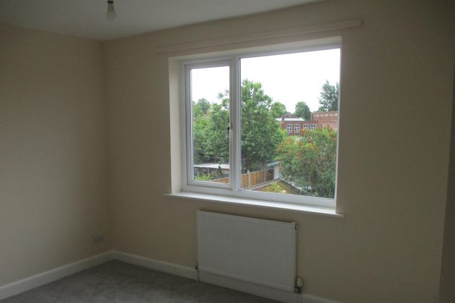 Semi-detached house to rent in Brookdale Road, Nuneaton