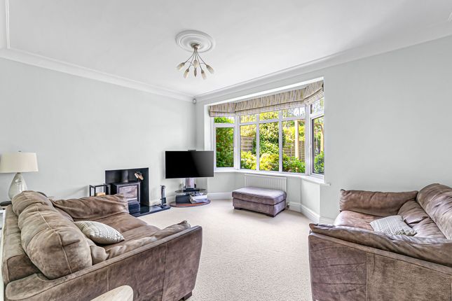 51 Woodlands Avenue, Harrogate photo 4