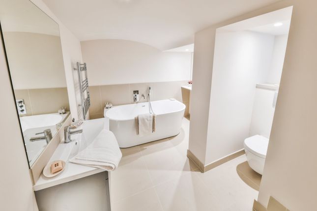 Flat for sale in Harrington Gardens, London