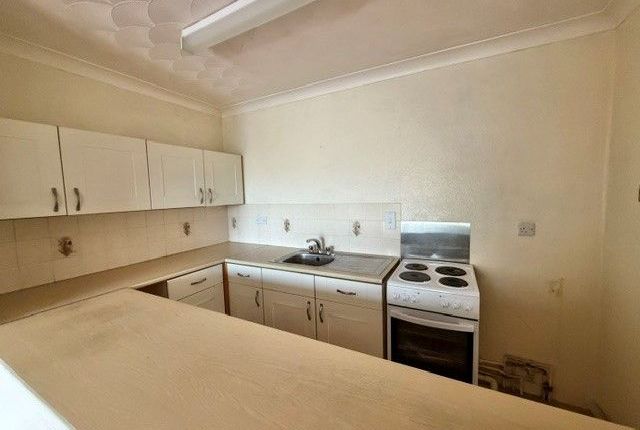 Manor Court, 22,Flat 9, Newton Road, Torquay photo 4