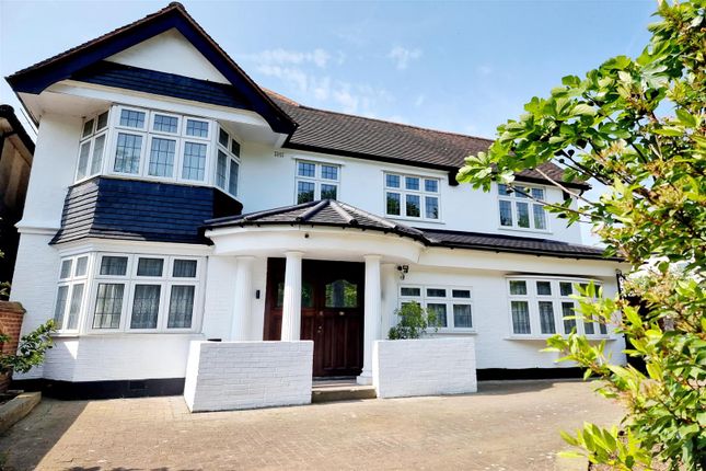 Thumbnail Detached house for sale in Chase Side, Southgate, London