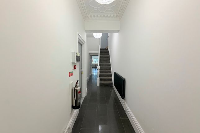 13 Finsbury Terrace, Swansea photo 2