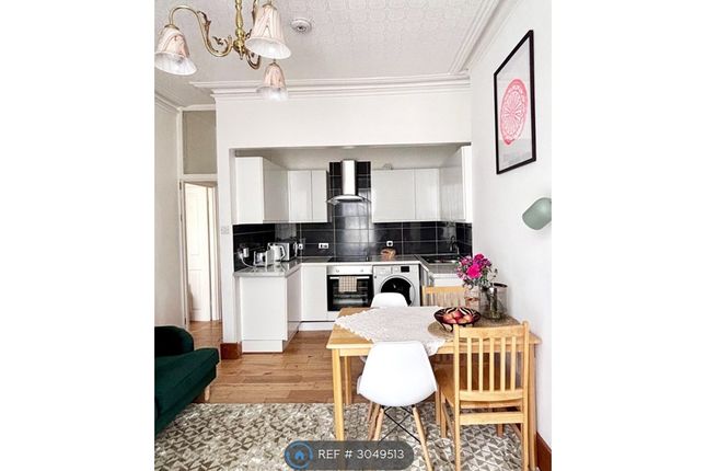 Flat C, Lillie Road, London photo 2