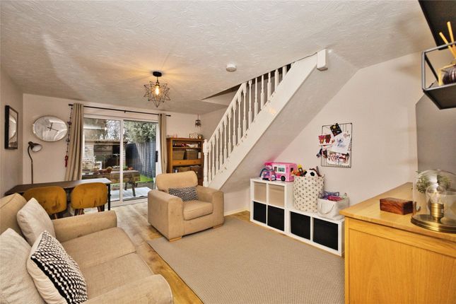 33, Glastonbury Court, Somerset photo 3