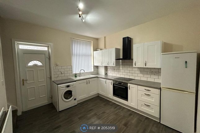 Terraced house to rent in Hollins Road, Oldham