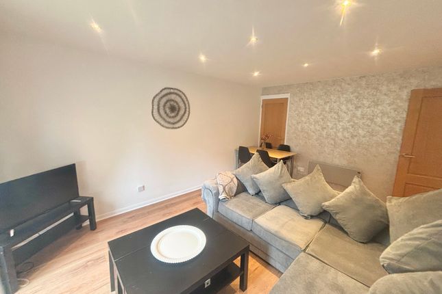 10, Highmoor, Swansea photo 4