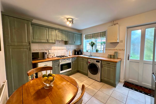 38, Millennium Close, Walsall photo 4