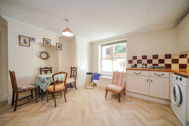 Flat 10, Suffield Court Mill Road, Cromer photo 4