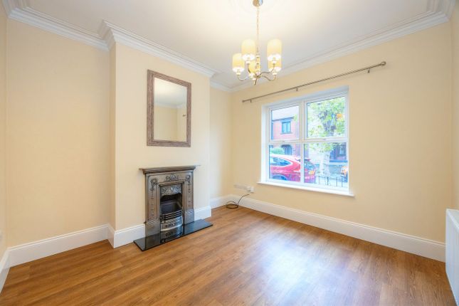 116, Blenheim Road, Barnsley photo 2