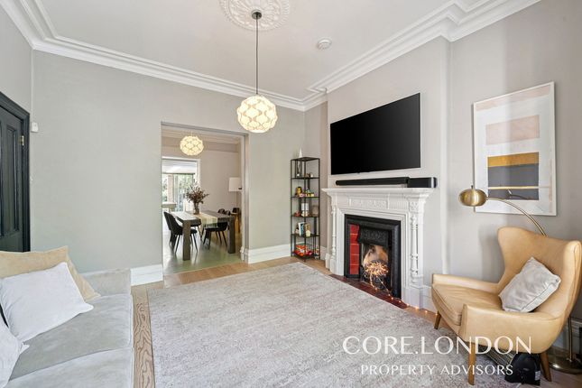 90, Goldsmith Avenue, London photo 4