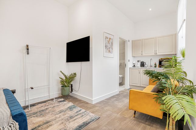 Thumbnail Studio to rent in Broadway, Didcot