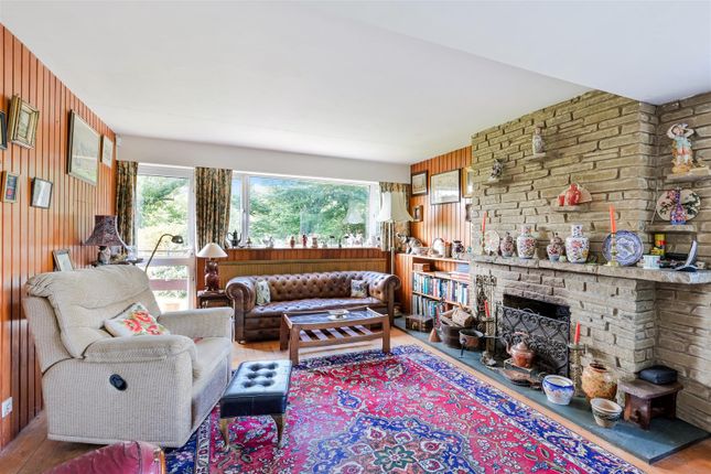 4 Reeves Rest Cottages, High Road, Chipstead photo 4