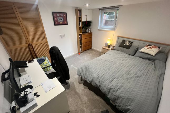 Ash Terrace, Leeds photo 4